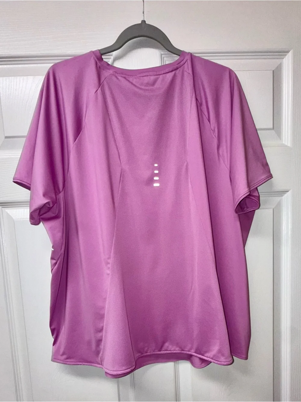 Women’s Nike Swift Dri-FIT Running Top Light Magenta/Pink Reflective | Size: 3X
